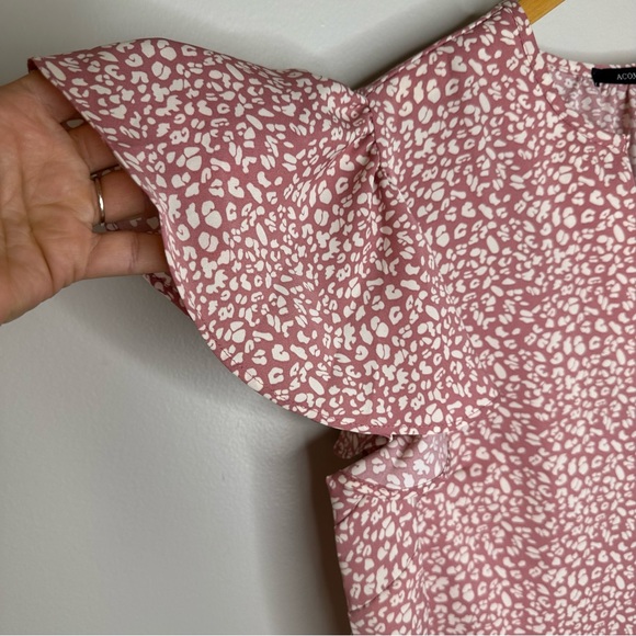Aconiya Floral Flutter Sleeve Pink blouse - Picture 3 of 8